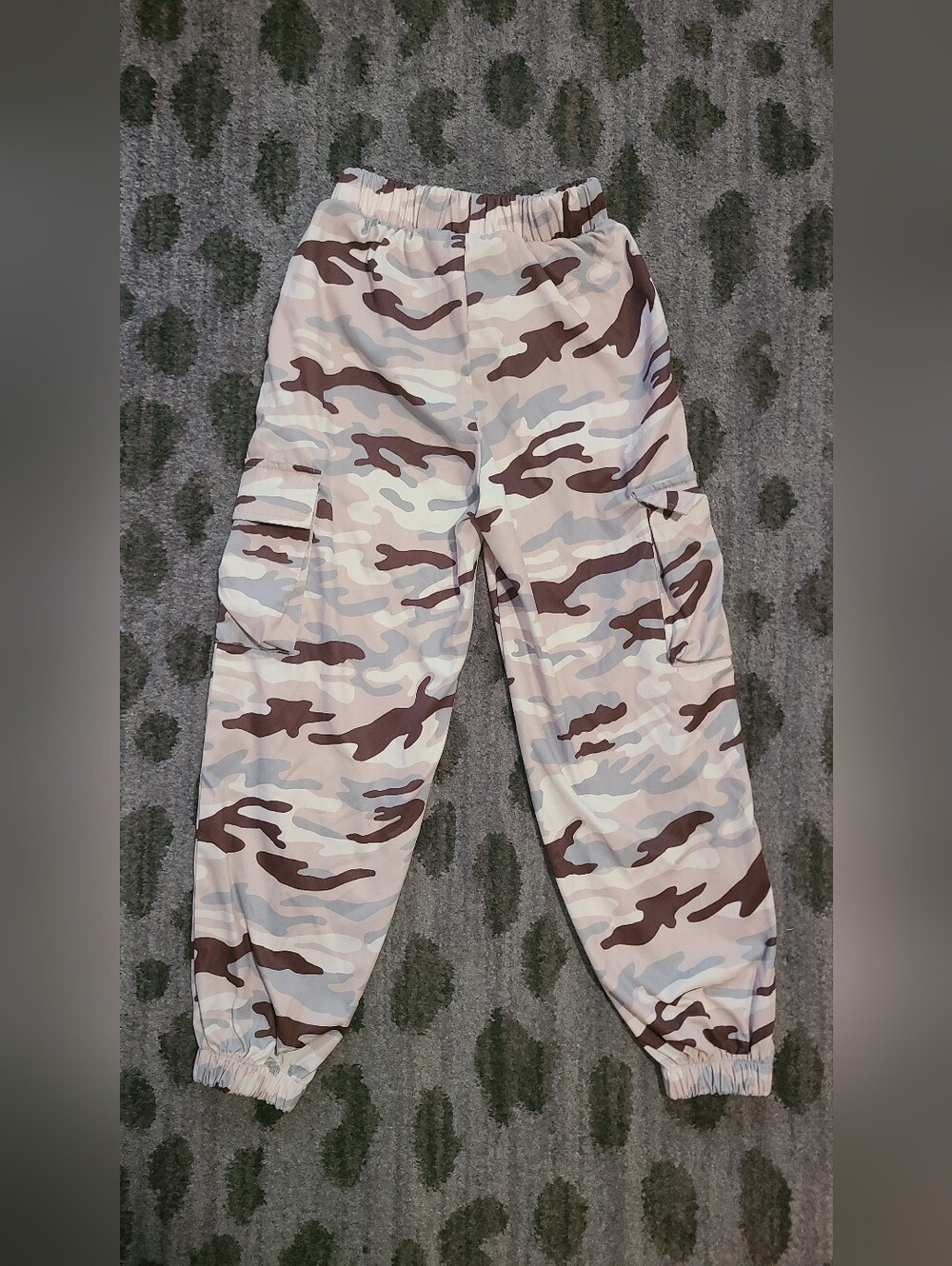 Kids Camo Joggers sz 8 (M)